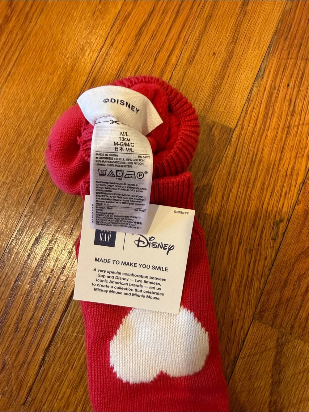 NWT Gap x Disney Red Kids Mittens with White Heart and Black Mickey Silhouette